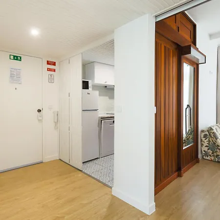 Apartment Boas House